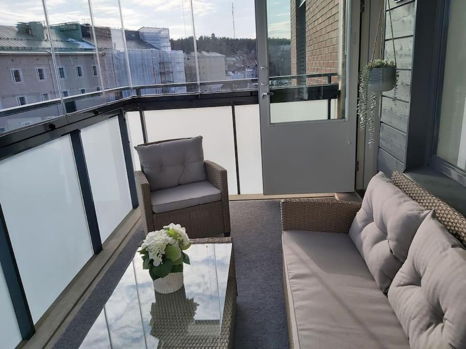 Rauhallinen Kolmio Omalla Saunalla Tampereen Keskustassa المظهر الخارجي الصورة