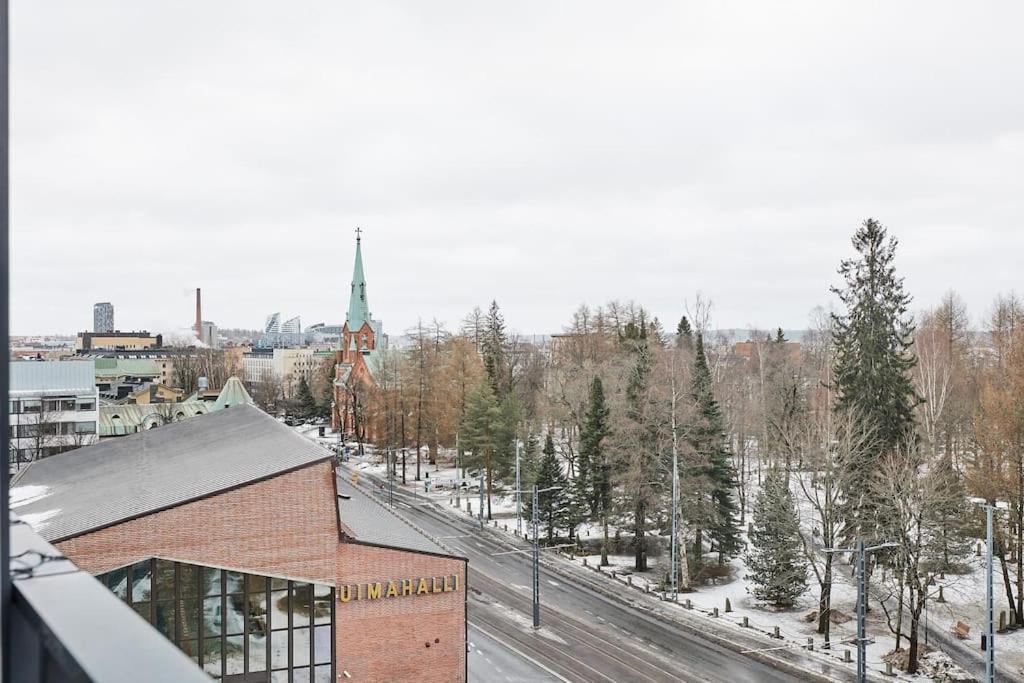 Rauhallinen Kolmio Omalla Saunalla Tampereen Keskustassa المظهر الخارجي الصورة